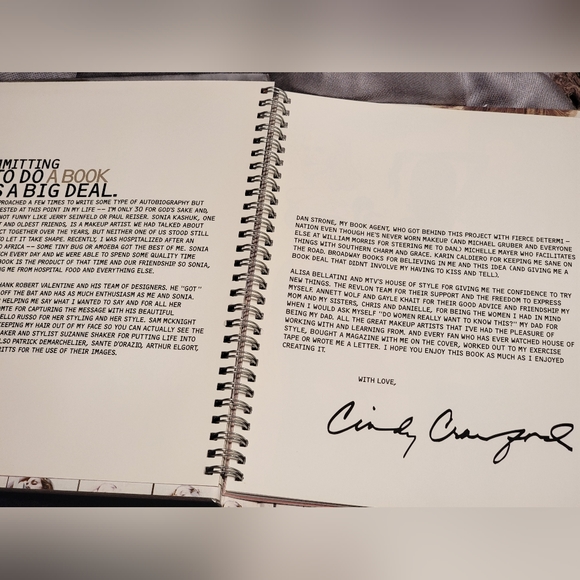 Cindy Crawford's Basic Face: A Makeup Workbook - Hardcover 1996 - Picture 7 of 8